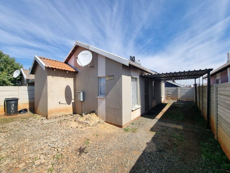 House For Sale In Boksburg - Photo 3