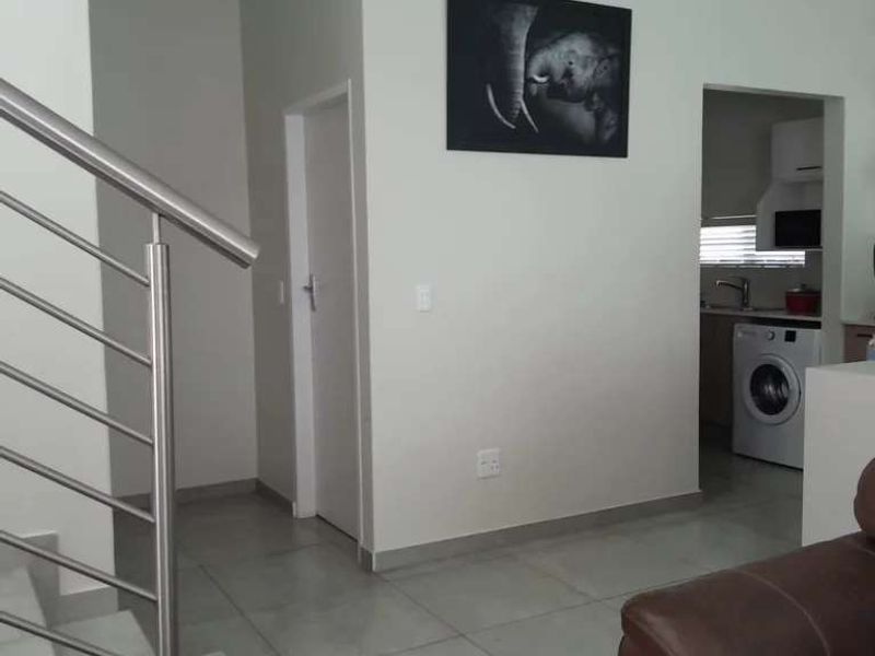 Cluster Rental Monthly In Sandton - Photo 4