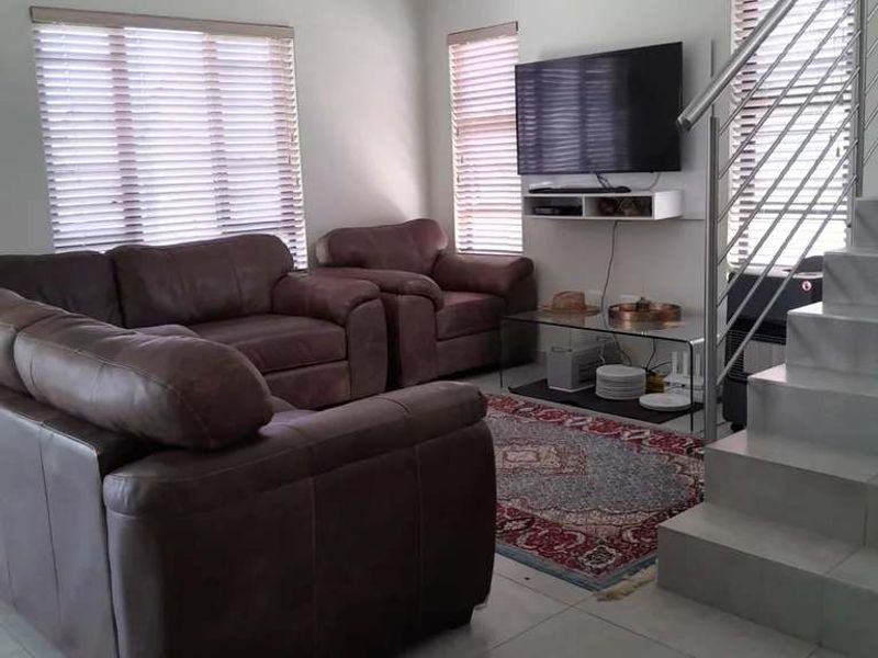 Cluster Rental Monthly In Sandton - Photo 6