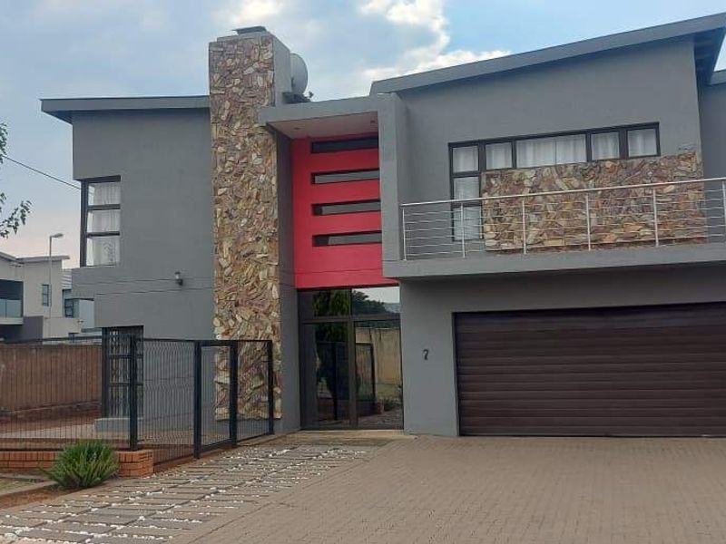 House For Sale In Midrand - Photo 3