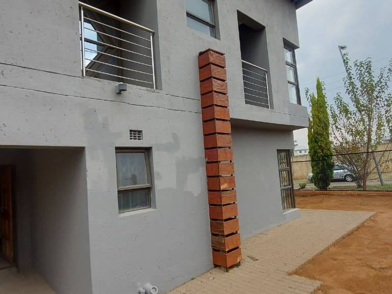 House For Sale In Midrand - Photo 8