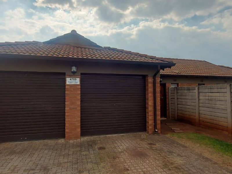 House For Sale In Midrand - Photo 4