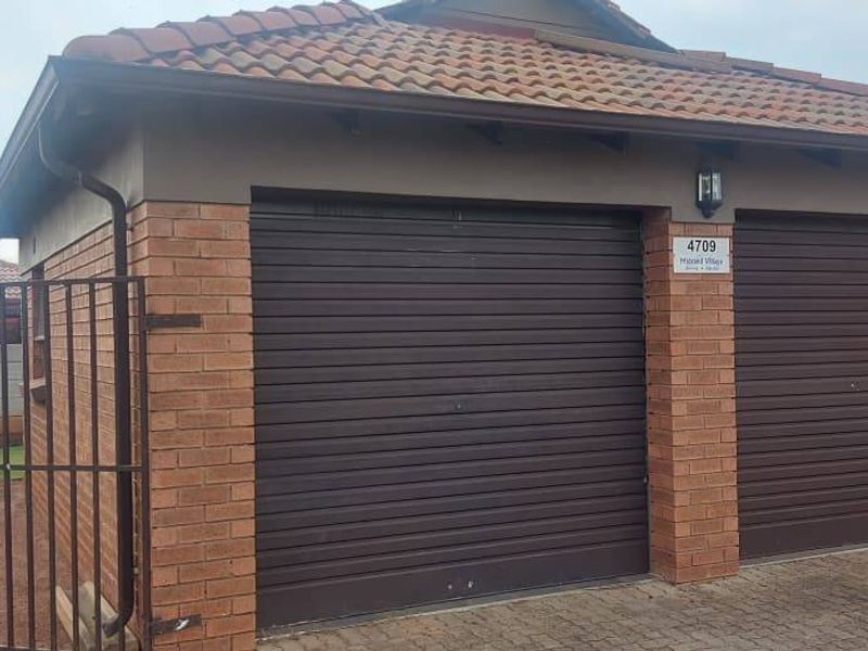 House For Sale In Midrand - Photo 3