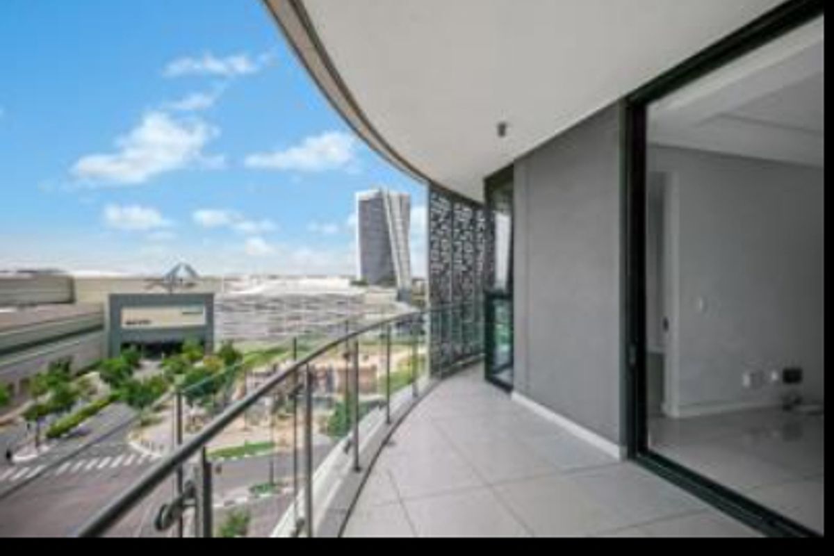 Apartment Rental Monthly In Midrand - Photo 4