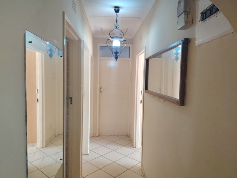 House For Sale In Johannesburg - Photo 4