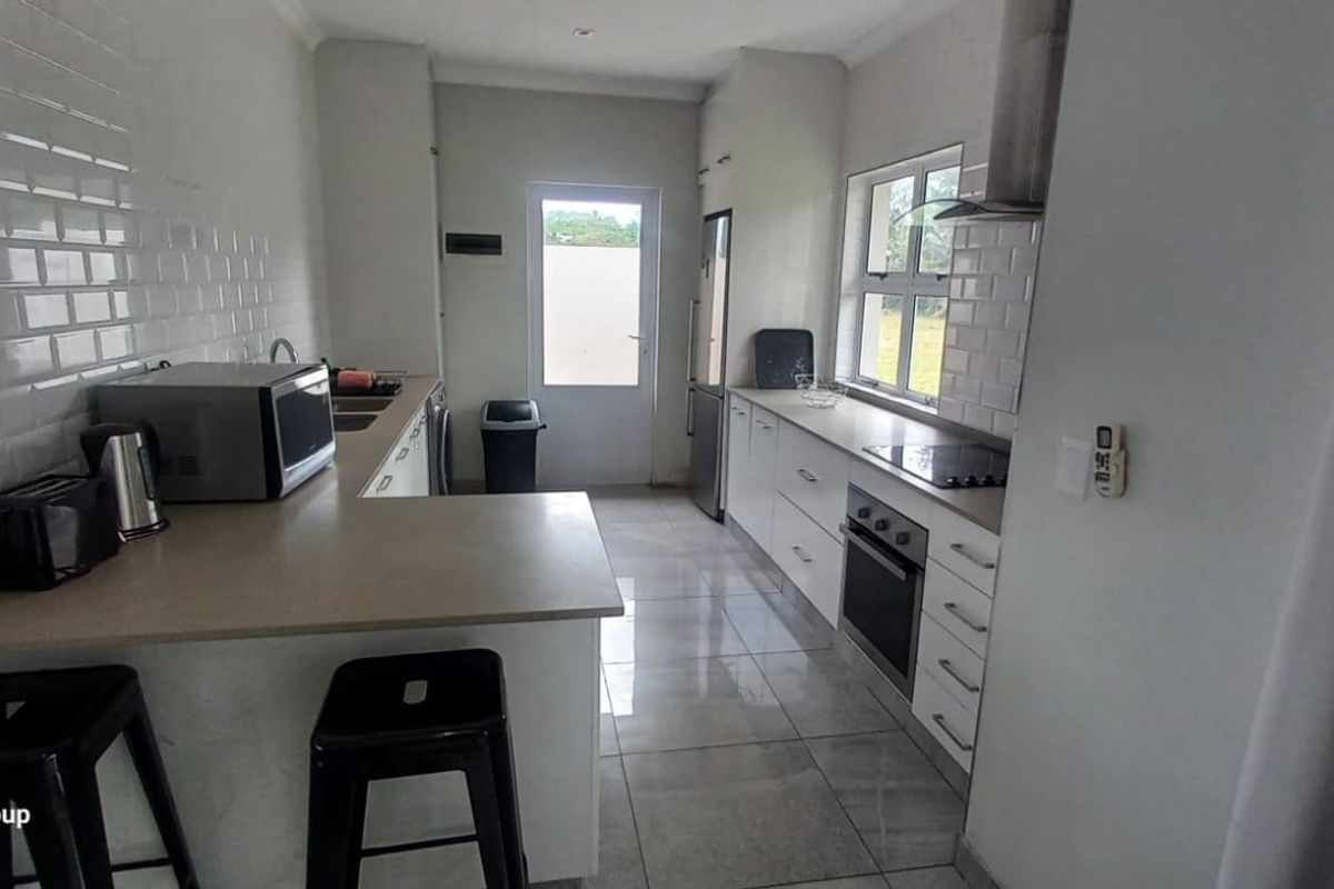House For Sale In Port Edward - Photo 3