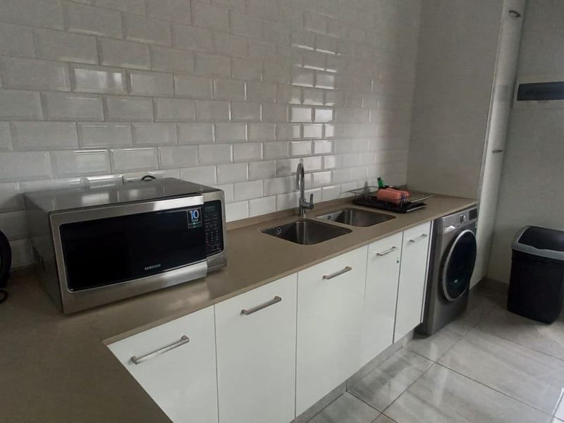 House For Sale In Port Edward - Photo 4