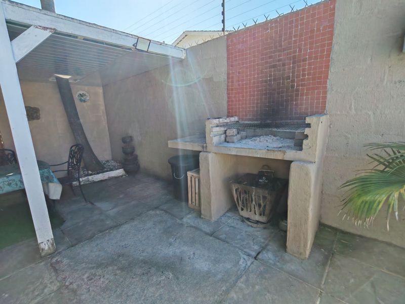 House For Sale In Margate - Photo 5