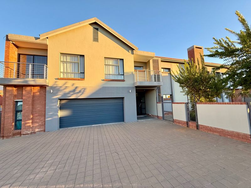 House Rental Monthly In Bloemfontein - Photo 2