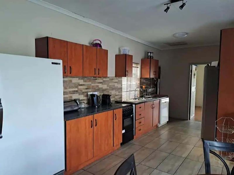 House Rental Monthly In Meyerton - Photo 3
