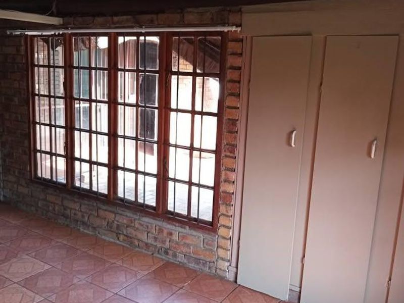 Apartment Rental Monthly In Springs - Photo 6