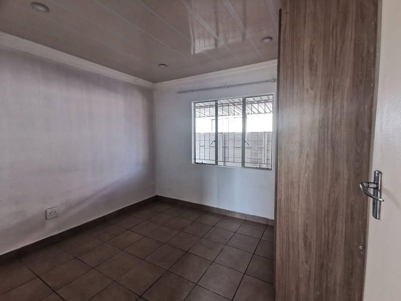 House Rental Monthly In Alberton - Photo 6