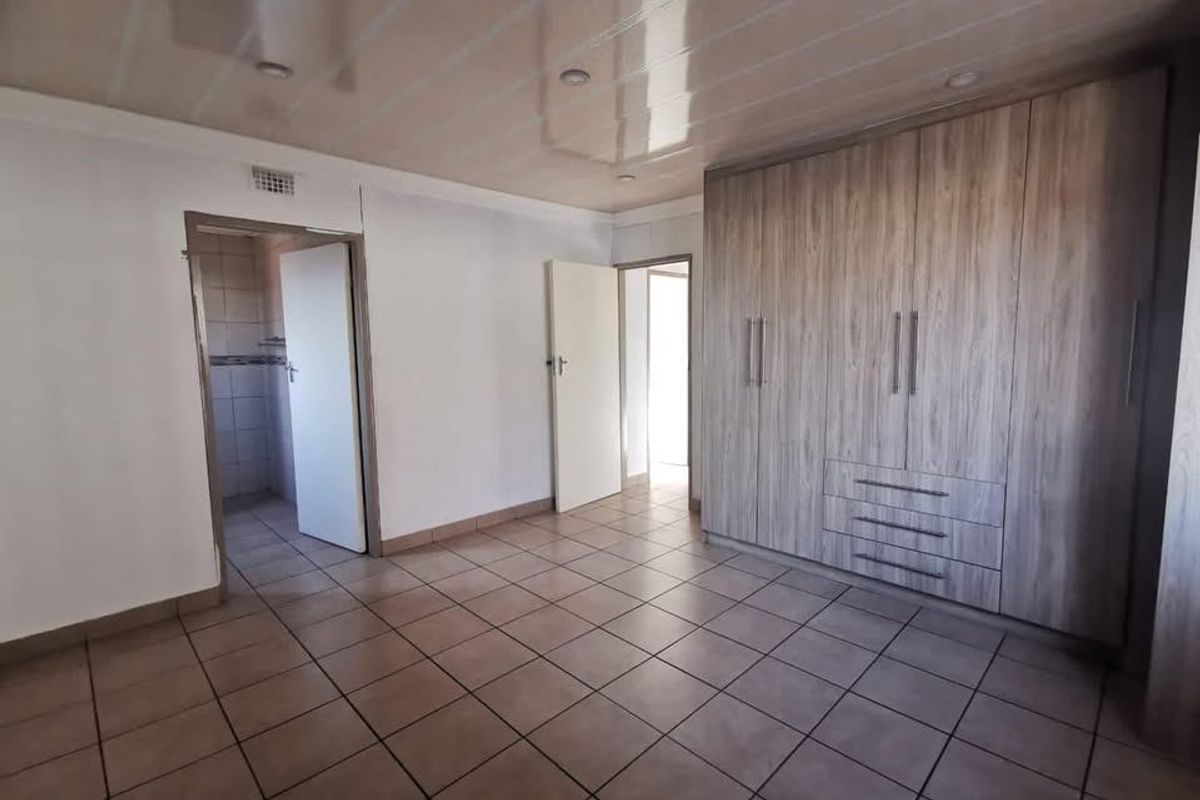 House Rental Monthly In Alberton - Photo 5