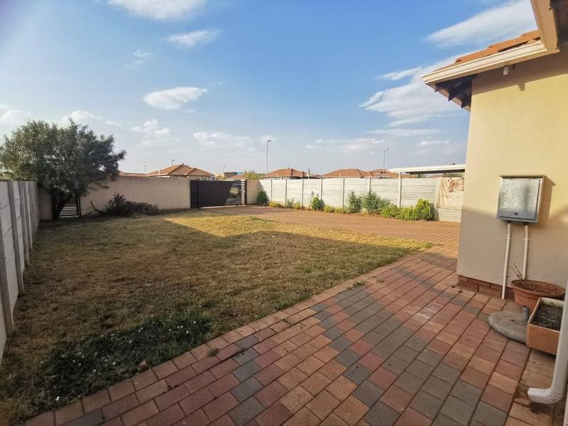 House Rental Monthly In Alberton - Photo 10
