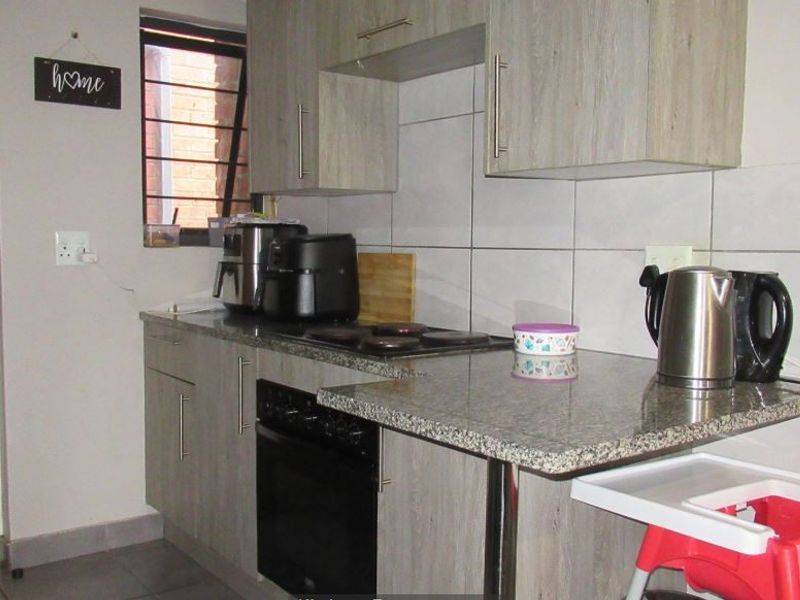 Apartment For Sale In Midrand - Photo 4