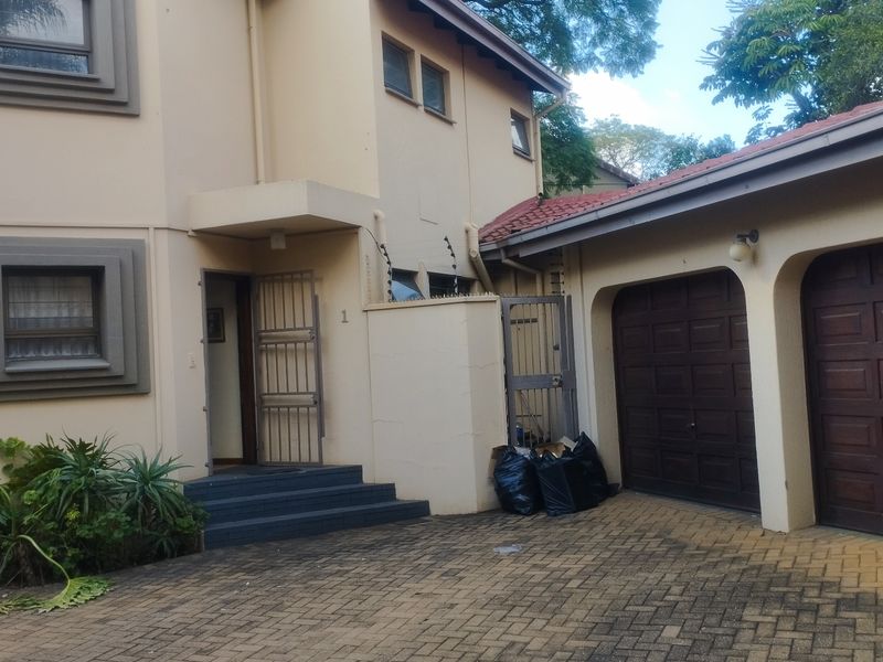 Townhouse For Sale In Pretoria - Photo 1