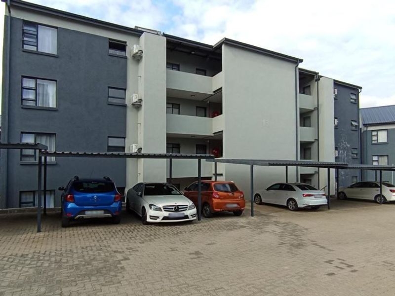 Apartment For Sale In Midrand - Photo 1
