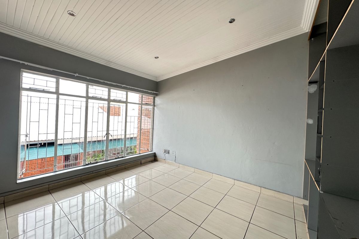 Townhouse For Sale In Pretoria - Photo 5