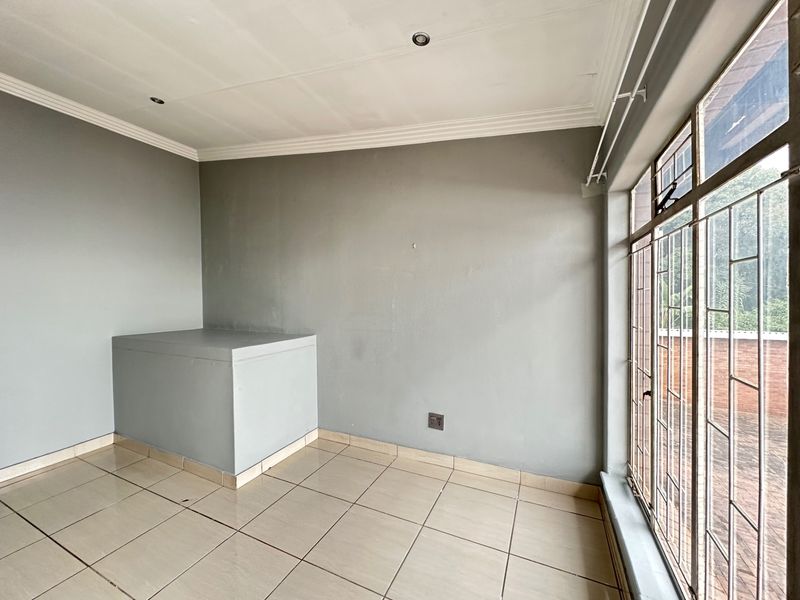 Townhouse For Sale In Pretoria - Photo 3