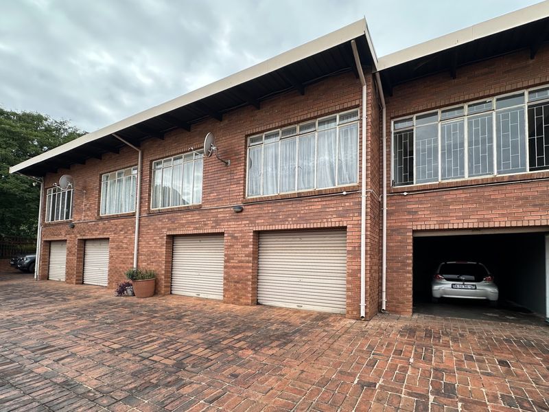 Townhouse For Sale In Pretoria - Photo 1