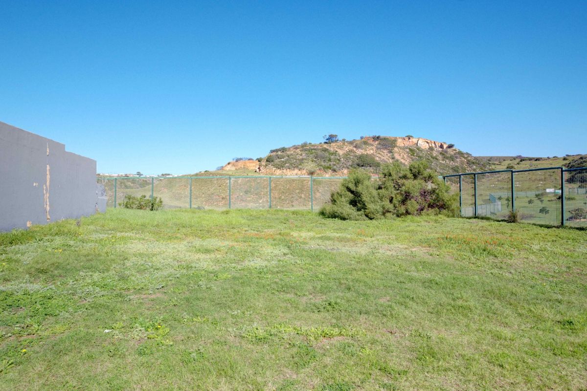 House For Sale In Port Elizabeth - Photo 4