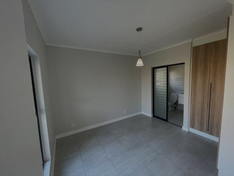 Apartment Rental Monthly In Midrand - Photo 5