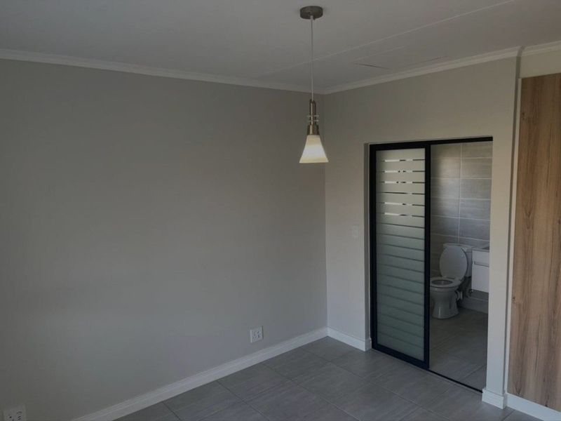Apartment Rental Monthly In Midrand - Photo 4