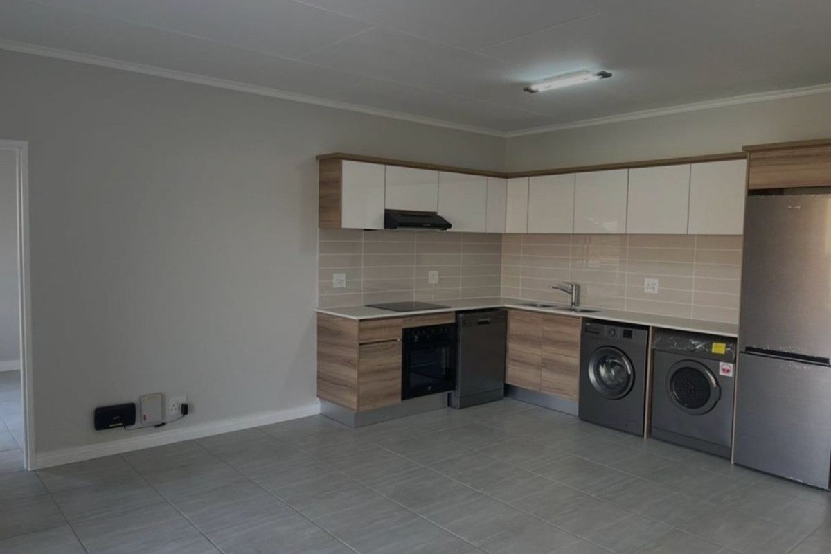 Apartment Rental Monthly In Midrand - Photo 2
