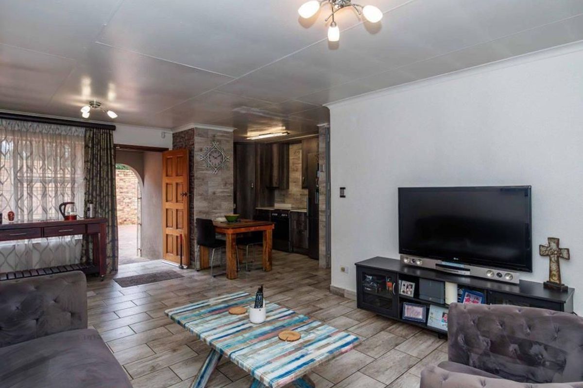 House Rental Monthly In Edenvale - Photo 4