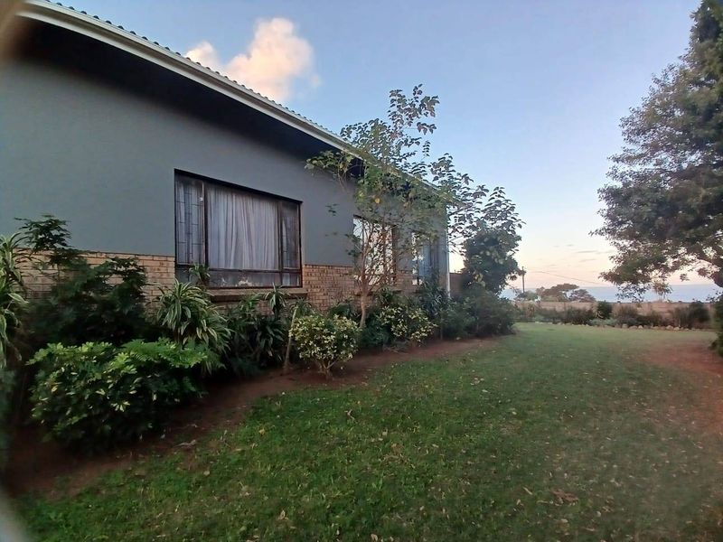 House Pending Sale In Port Shepstone - Photo 8