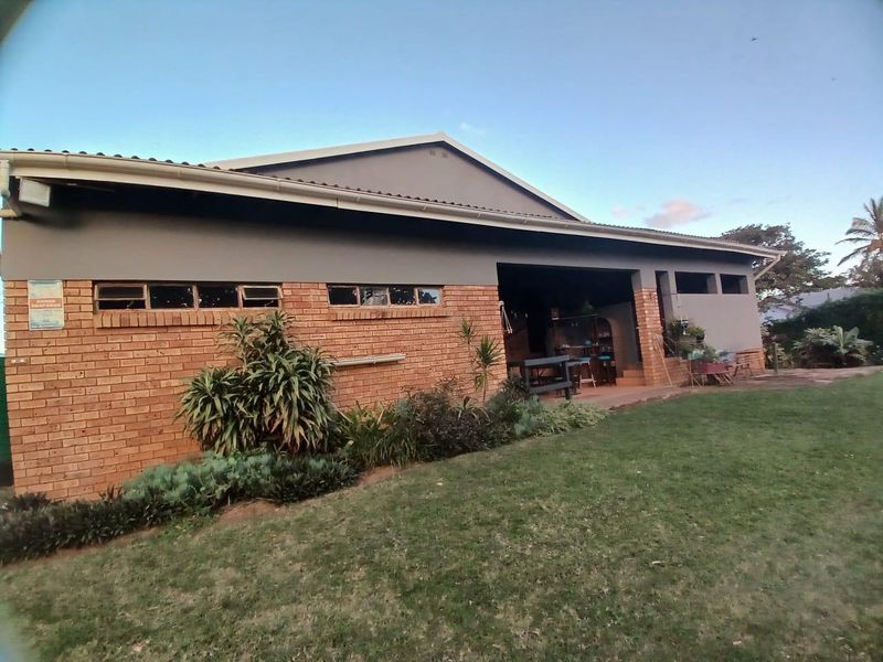 House Pending Sale In Port Shepstone - Photo 2