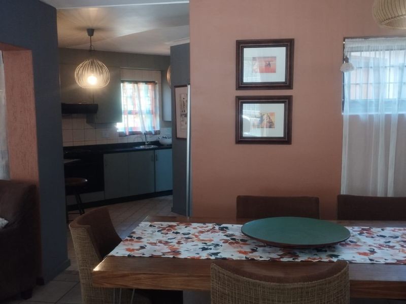 Townhouse For Sale In Pretoria - Photo 10