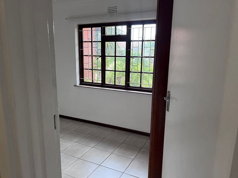 House For Sale In Kuils River - Photo 9