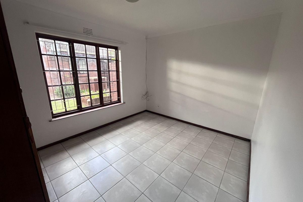 House For Sale In Kuils River - Photo 4