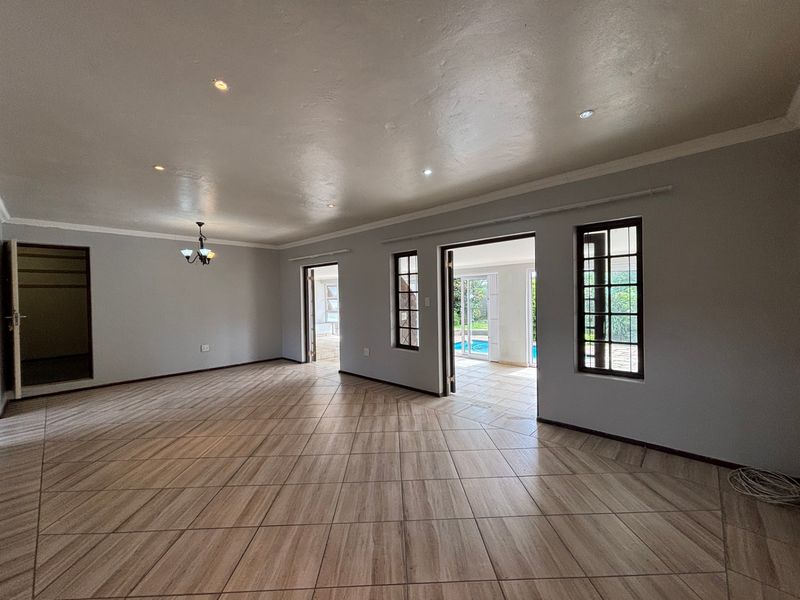 Townhouse Rental Monthly In Margate - Photo 5