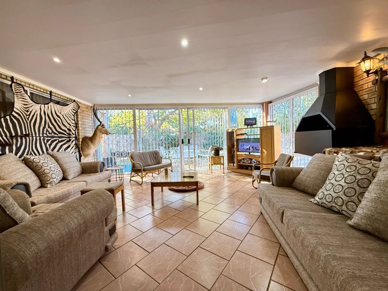 Townhouse For Sale In Bloemfontein - Photo 6