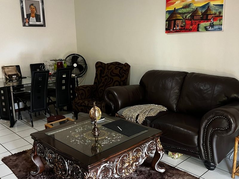 Townhouse For Sale In Sandton - Photo 7