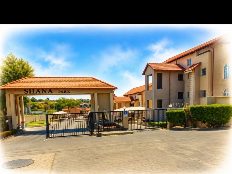 Apartment For Sale In Midrand - Photo 1