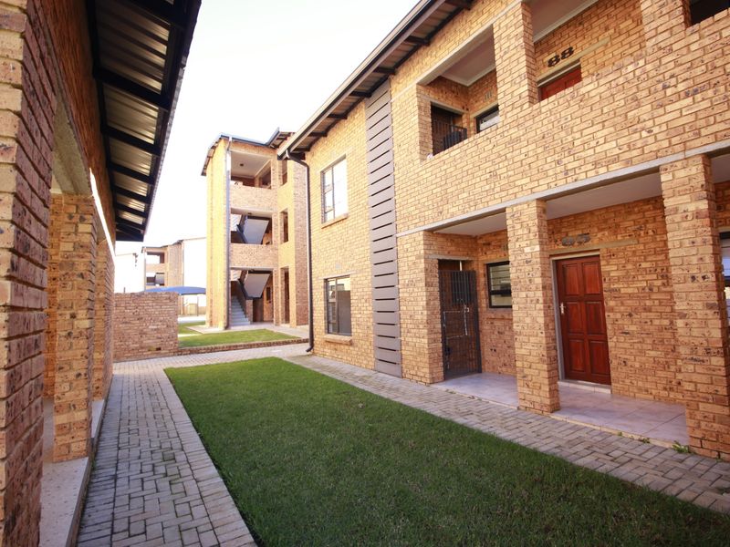 Apartment For Sale In Boksburg - Photo 4