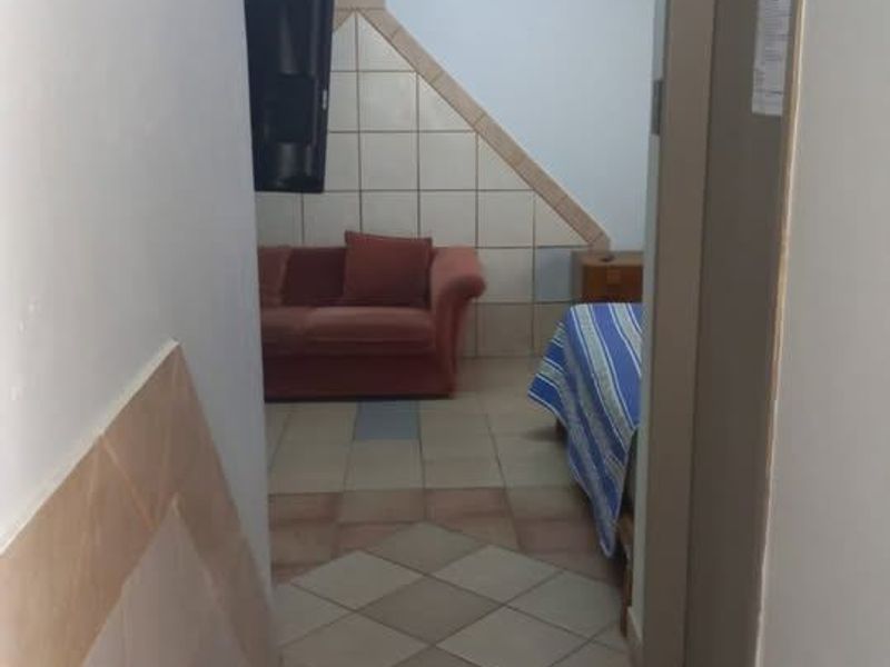 Apartment Rental Monthly In Boksburg - Photo 2