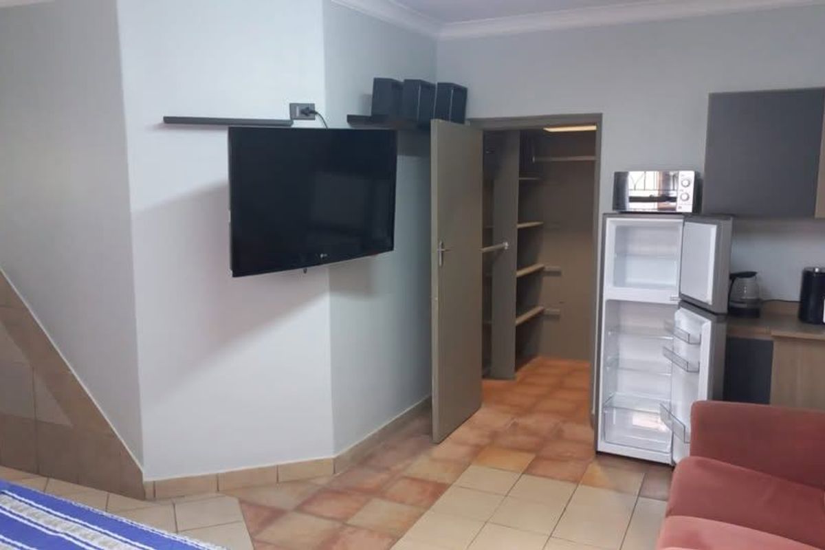 Apartment Rental Monthly In Boksburg - Photo 3
