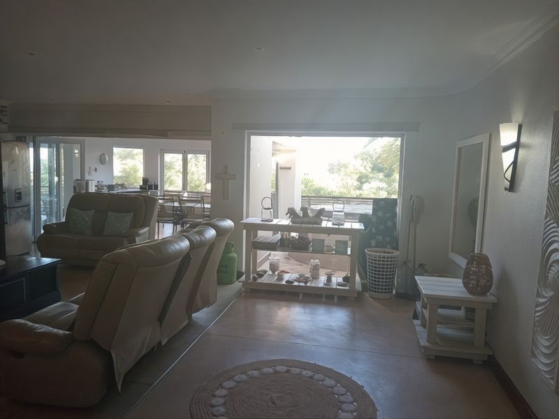 Apartment For Sale In Ballito - Photo 2