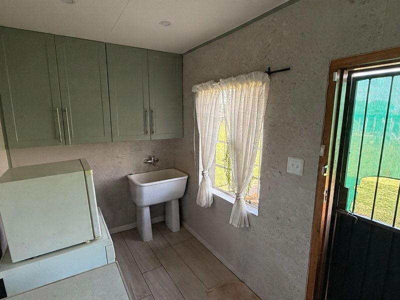 House For Sale In Walkerville - Photo 8