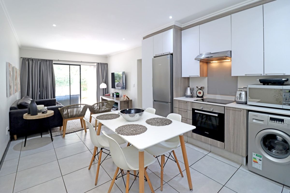 Apartment For Sale In Sandton - Photo 3