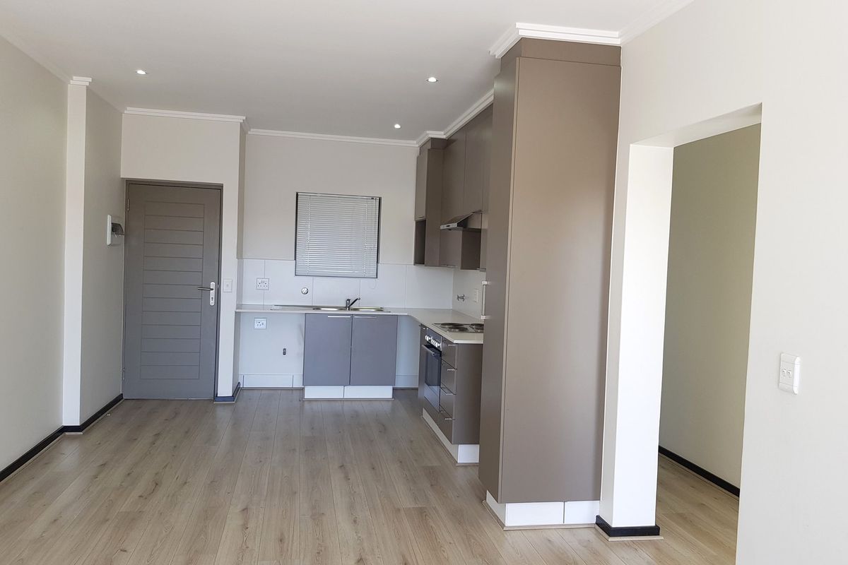 Apartment For Sale In Midrand - Photo 3