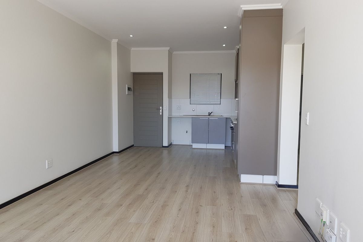 Apartment For Sale In Midrand - Photo 4