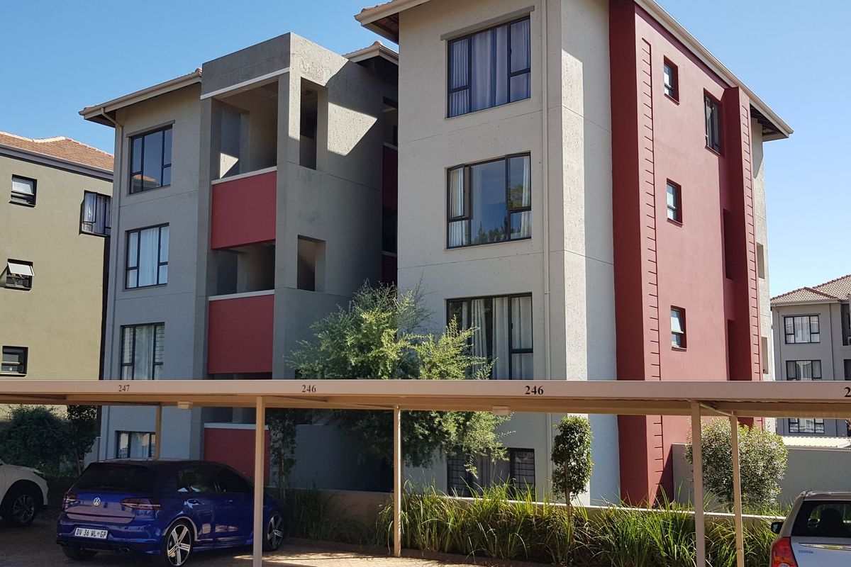 Apartment For Sale In Midrand - Photo 5