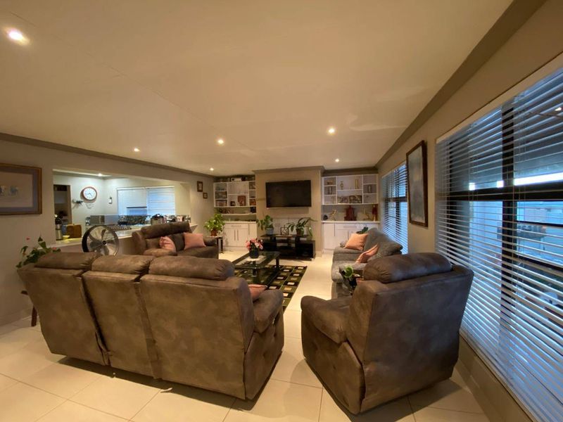 House For Sale In Groot Brakrivier - Photo 1