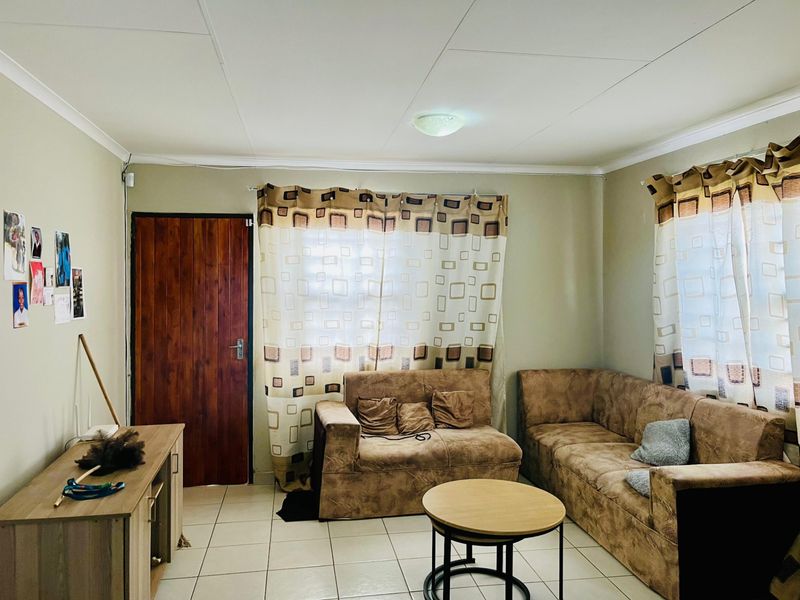 House For Sale In Boksburg - Photo 4