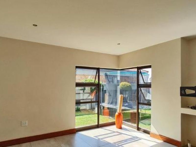 House For Sale In Brakpan - Photo 7